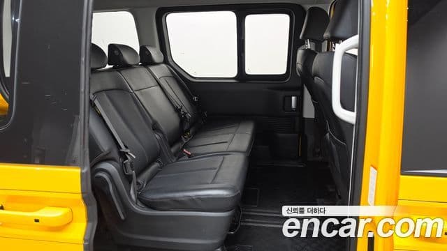 Hyundai Staria 2023 — Фото 11/20