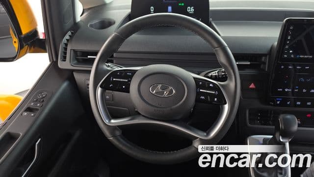 Hyundai Staria 2023 — Фото 13/20