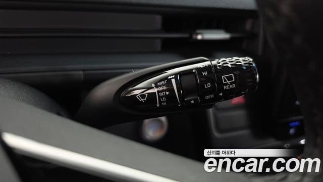 Hyundai Staria 2023 — Photo 12/34