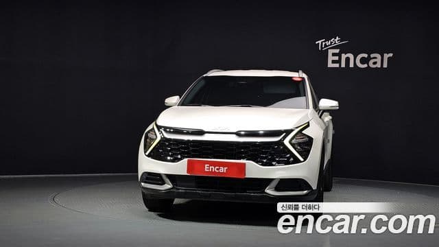 Kia Sportage 2022 — Фото 3/20