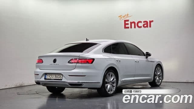 Volkswagen Arteon 2022 — Şəkil 9/35