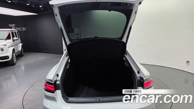 Volkswagen Arteon 2022 — Şəkil 30/35