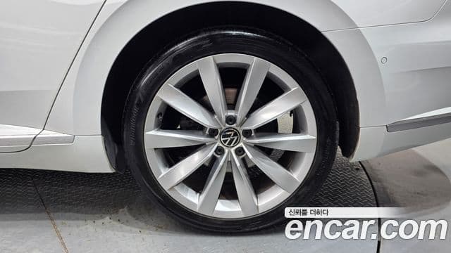 Volkswagen Arteon 2022 — Şəkil 24/35