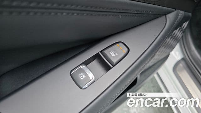 Kia K8 2025 — Şəkil 17/31