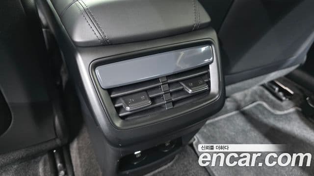 Kia K8 2025 — Şəkil 22/31