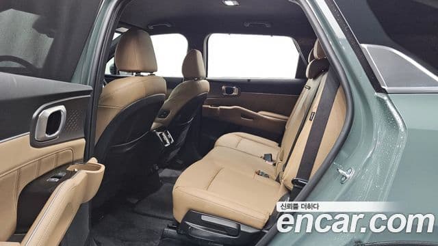 Kia Sorento 2024 — Фото 13/20