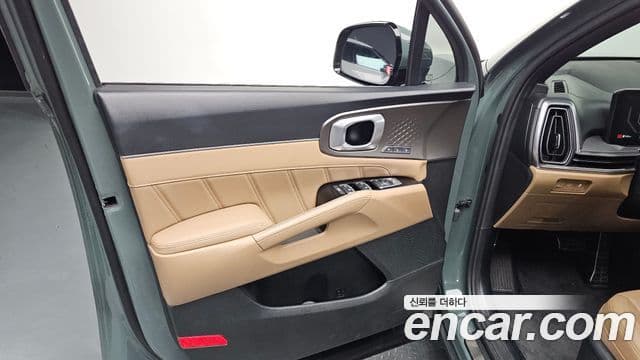 Kia Sorento 2024 — Şəkil 32/32