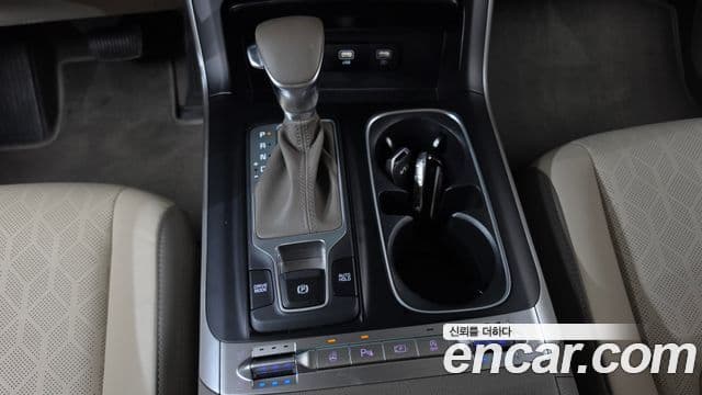 Kia Carnival 2023 — Фото 9/20