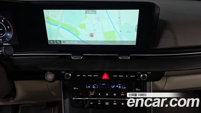 Kia Carnival 2023 — Фото 13/20
