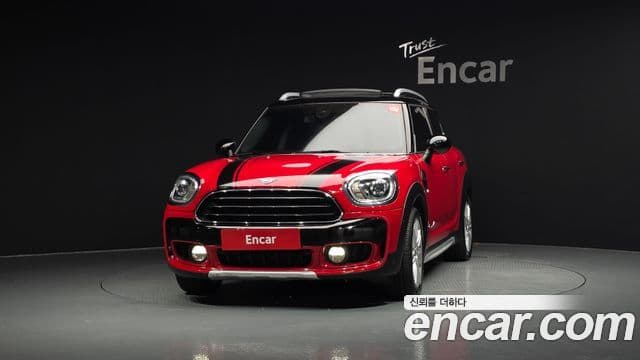 Mini Cooper D Countryman 2019 — Фото 3/20