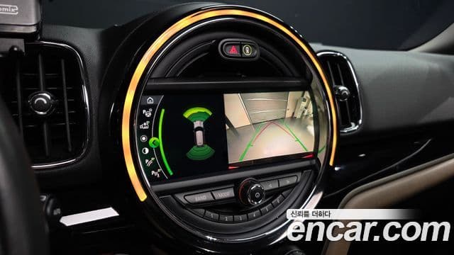 Mini Cooper D Countryman 2019 — Фото 15/20