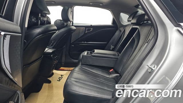 Kia K8 2021 — Şəkil 2/31