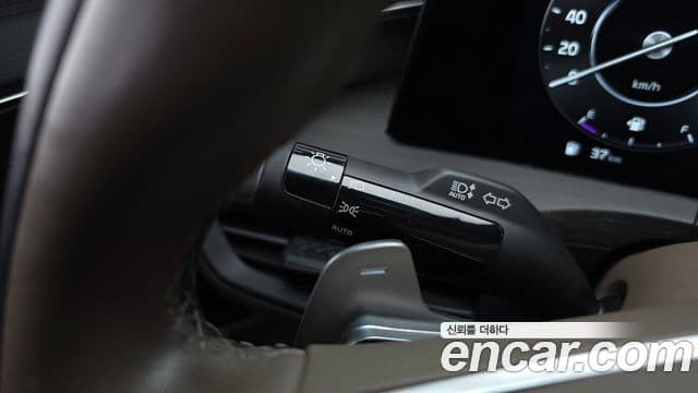 Kia K8 2023 — Photo 4/39