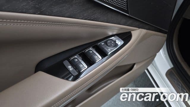 Kia K8 2023 — Photo 19/39