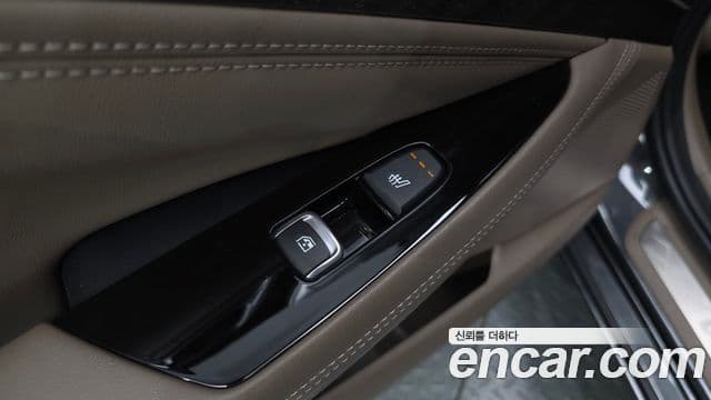 Kia K8 2021 — Şəkil 27/35
