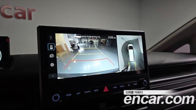 Hyundai Staria 2026 — Photo 17/34
