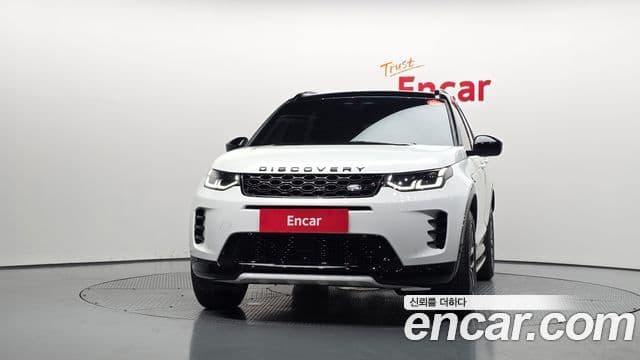 Land Rover Discovery Sport 2024 — Фото 3/20