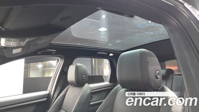 Land Rover Discovery Sport 2024 — Фото 17/20
