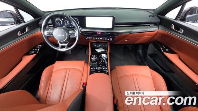 Kia K5 2025 — Photo 12/34
