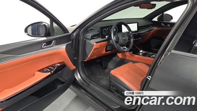 Kia K5 2025 — Photo 11/34