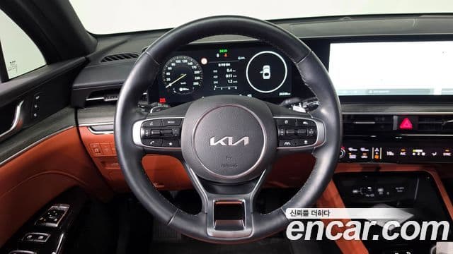 Kia K5 2025 — Photo 20/34