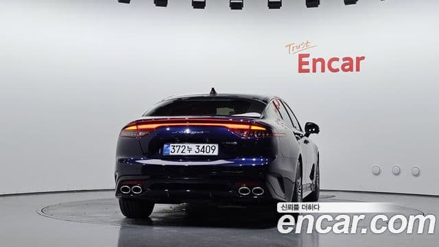 Kia Stinger 2021 — Фото 4/20
