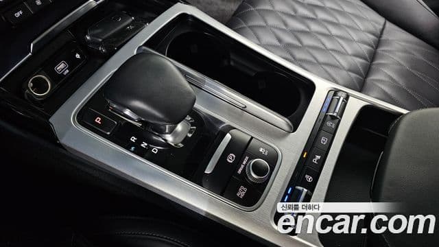 Kia Stinger 2021 — Фото 9/20