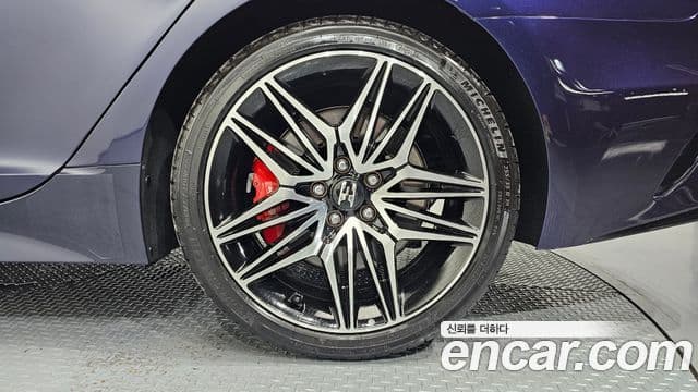 Kia Stinger Meister 2021 — Photo 2/34