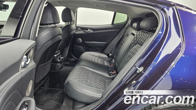 Kia Stinger Meister 2021 — Photo 16/34