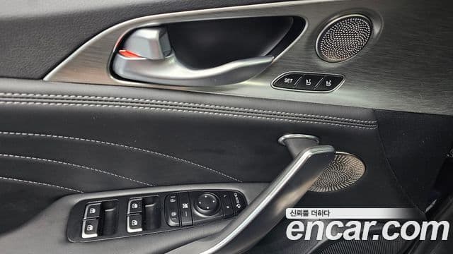 Kia Stinger Meister 2021 — Photo 22/34