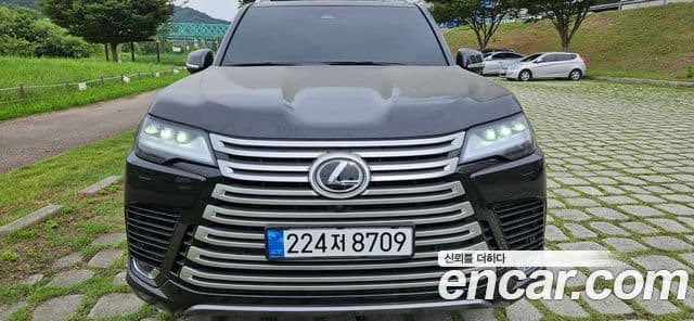 Lexus LX 2026 — Фото 1/20