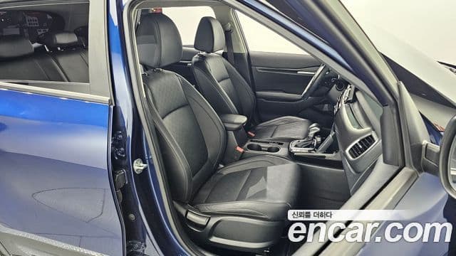 Kia Seltos 2021 — ფოტო 22/30