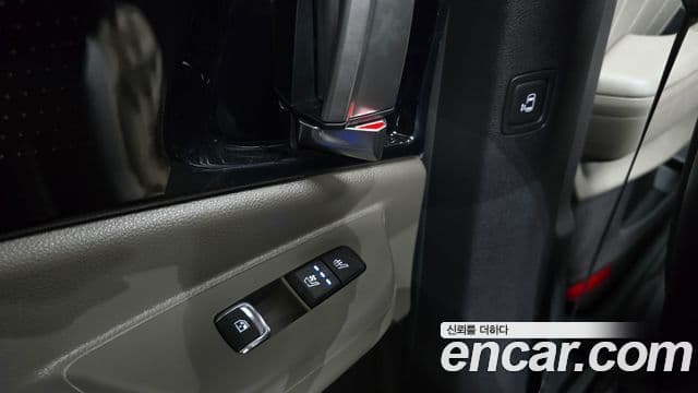 Kia Carnival 2025 — Фото 14/20