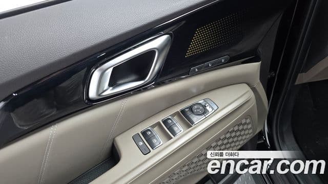 Kia Carnival 2025 — Photo 16/30