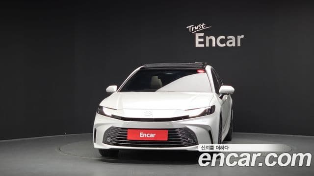 Toyota Camry 2026 — Şəkil 10/33