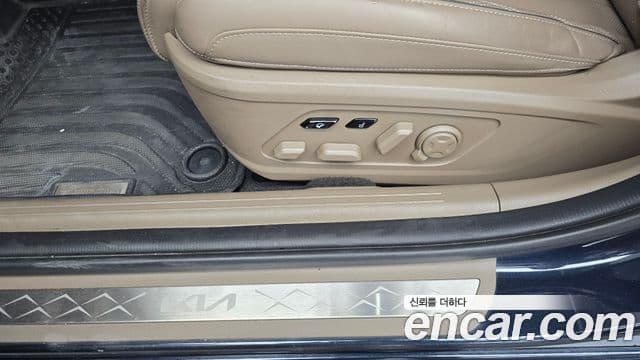 Kia K8 2021 — Şəkil 14/41