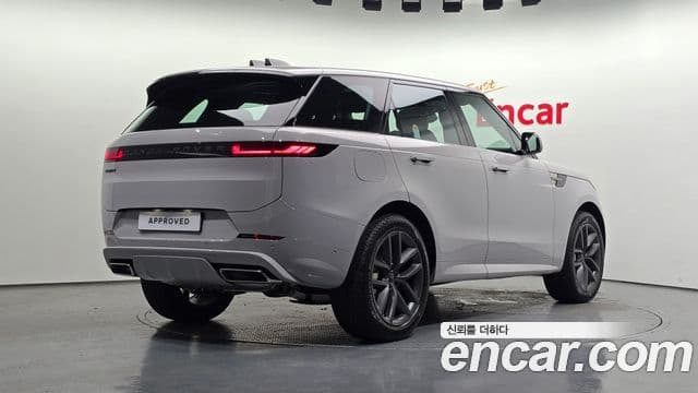 Land Rover Range Rover Sport 2026 — Фото 2/20