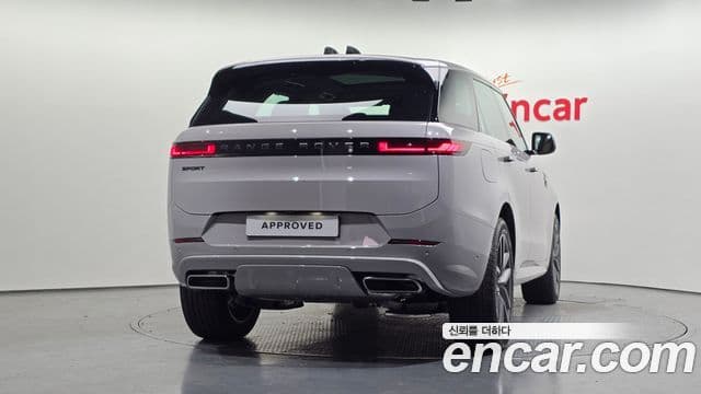 Land Rover Range Rover Sport 2026 — Фото 7/20