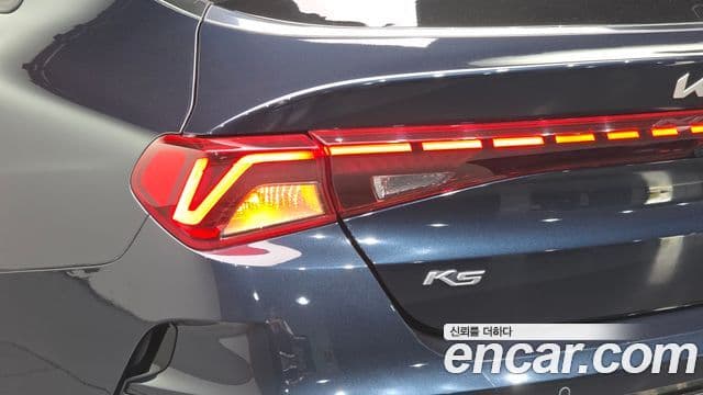 Kia K5 2021 — Şəkil 17/33
