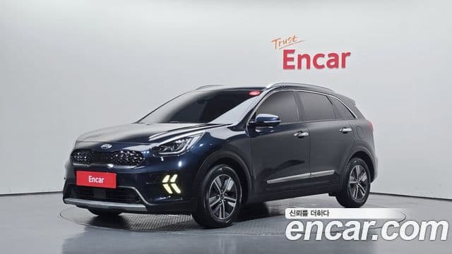 Kia Niro 2020 — Фото 9/20
