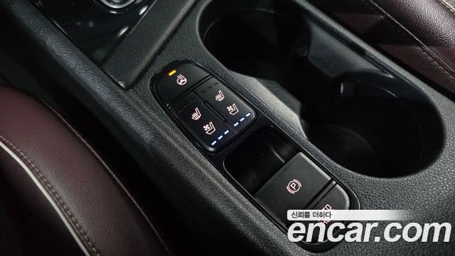 Kia Niro 2020 — Фото 17/20