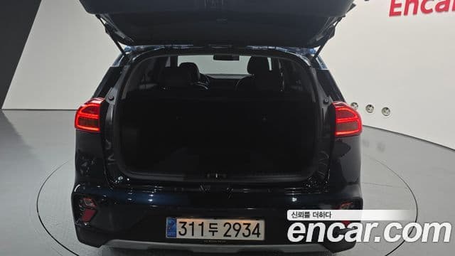 Kia Niro 2020 — Фото 20/20