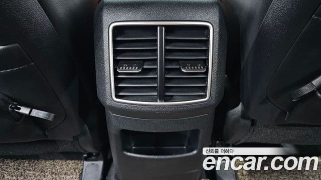 Kia Sportage 2023 — ფოტო 21/35