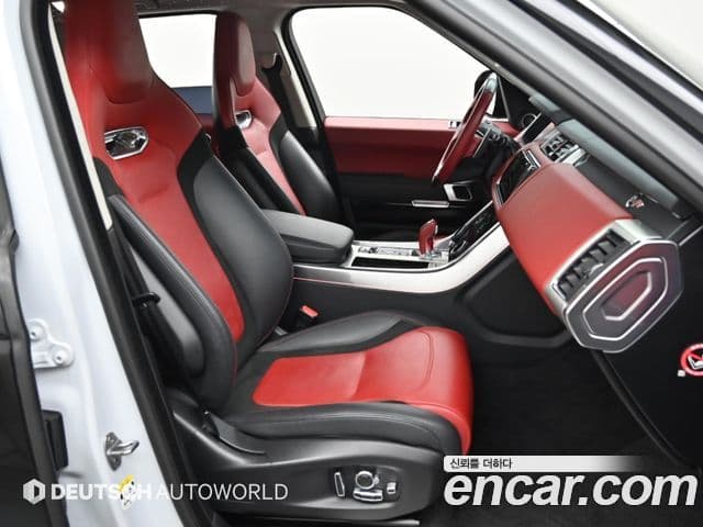 Land Rover Range Rover Sport 2019 — Photo 12/20
