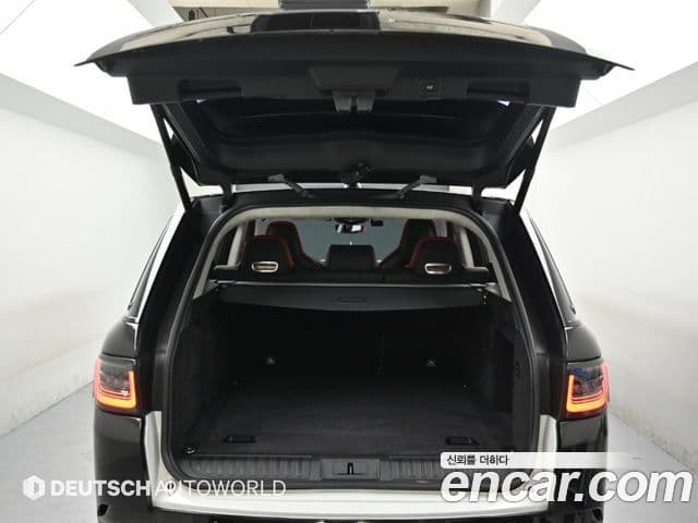 Land Rover Range Rover Sport 2019 — Photo 17/20