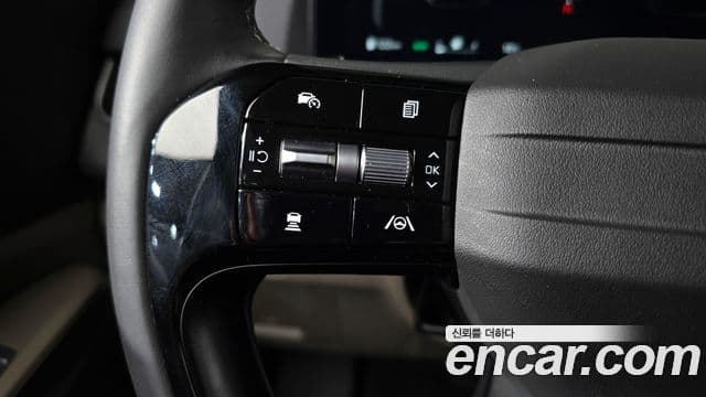 Kia Carnival 2025 — Фото 15/20