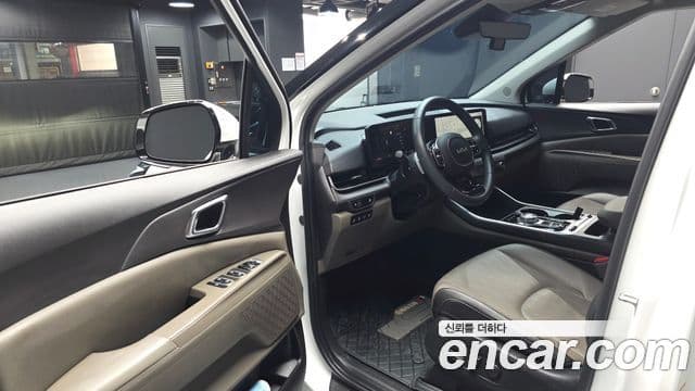 Kia Carnival 2024 — Фото 10/20