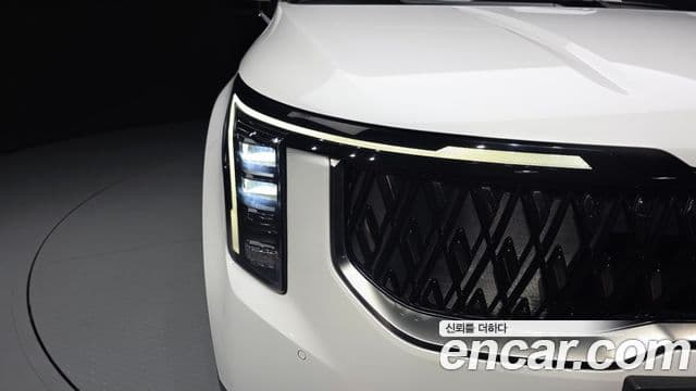 Kia Carnival 2024 — ფოტო 24/34