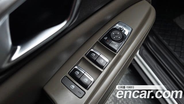 Kia Carnival 2024 — ფოტო 4/34