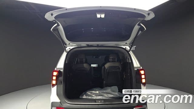 Kia Carnival 2024 — ფოტო 10/34